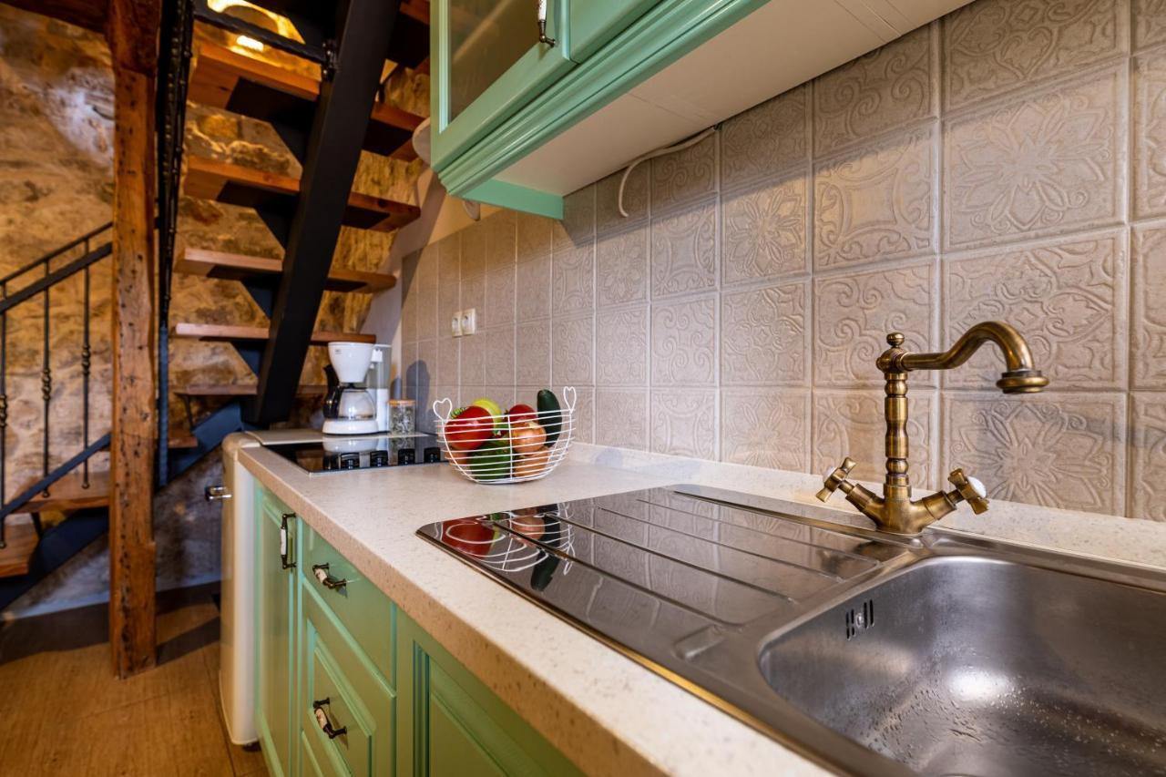 Parona Holiday Home Врбник Екстер'єр фото