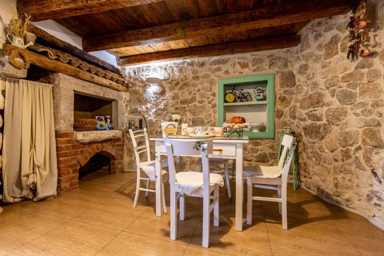 Parona Holiday Home Врбник Екстер'єр фото